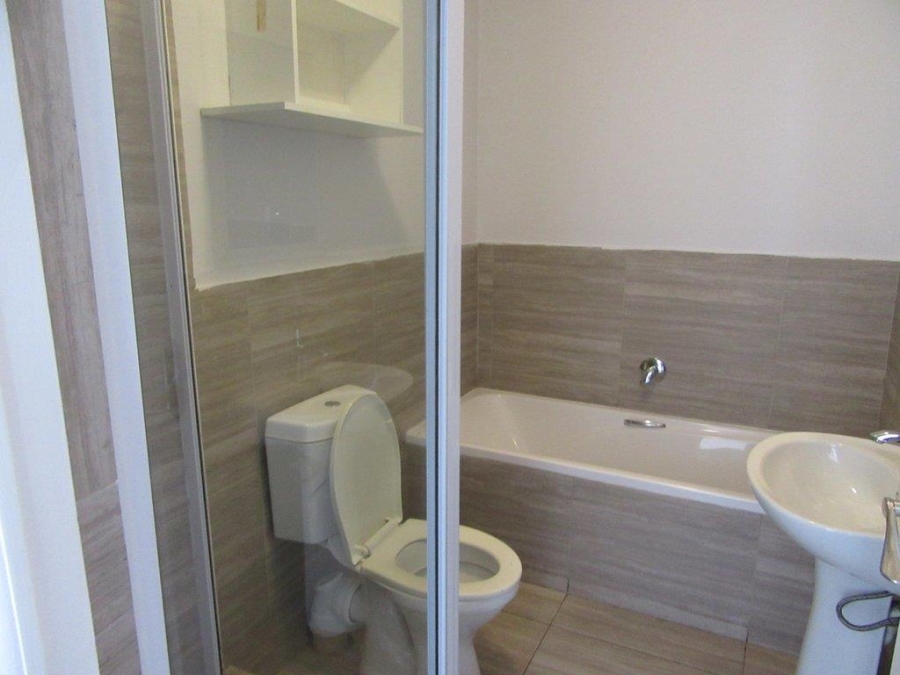 2 Bedroom Property for Sale in Parklands North Western Cape